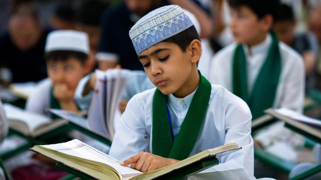 Learning Quran in a Halaqa