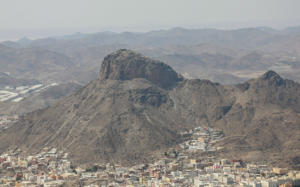 Where Was the Quran Revealed? On Which Mountain? 3 On Which Mountain Was the Quran First Revealed?